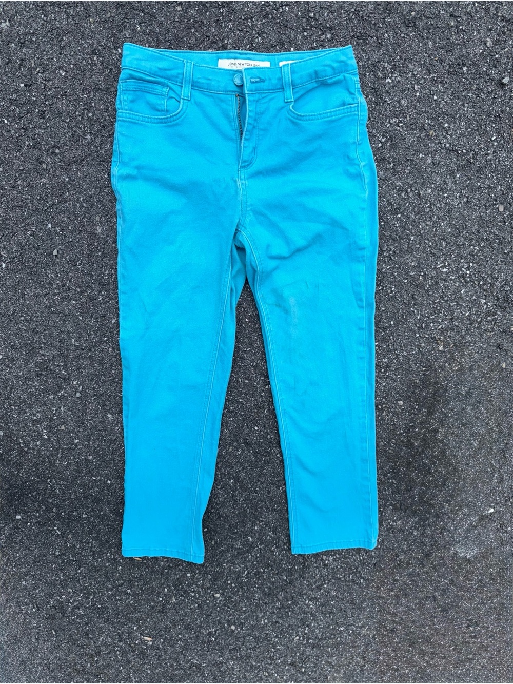 New York & Company Bright Turquoise Cropped Jeans